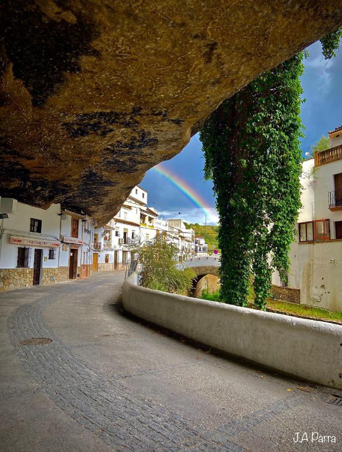 Setenil De Las Bodegas Casa Cuevas Del Solヴィラ エクステリア 写真
